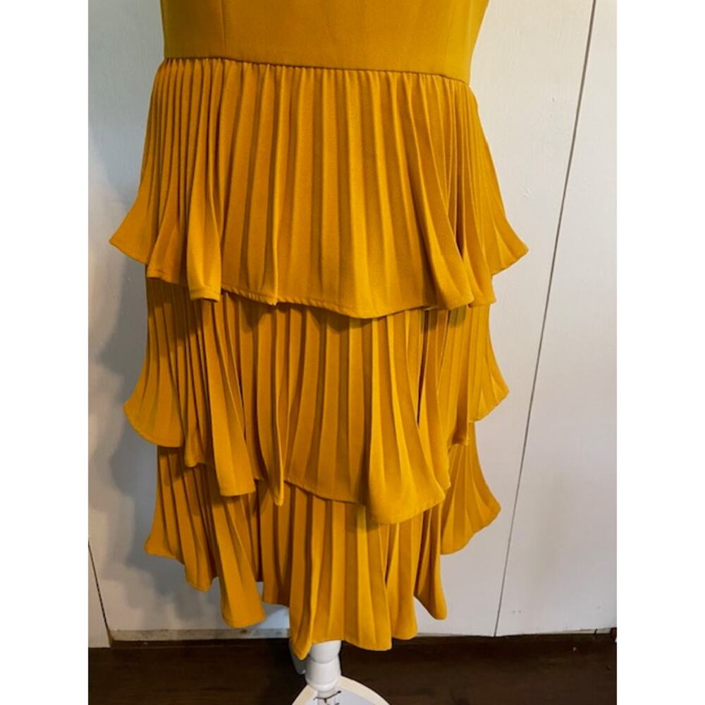 Gianni Bini Golden Yellow Elegant Sundress w/ Pleated Skirt Women Size 6 - Picture 2 of 7